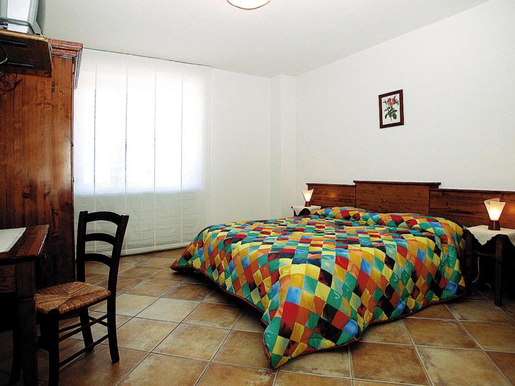 Agriturismo Cascina Vrona Villa Monteu Roero Exterior photo